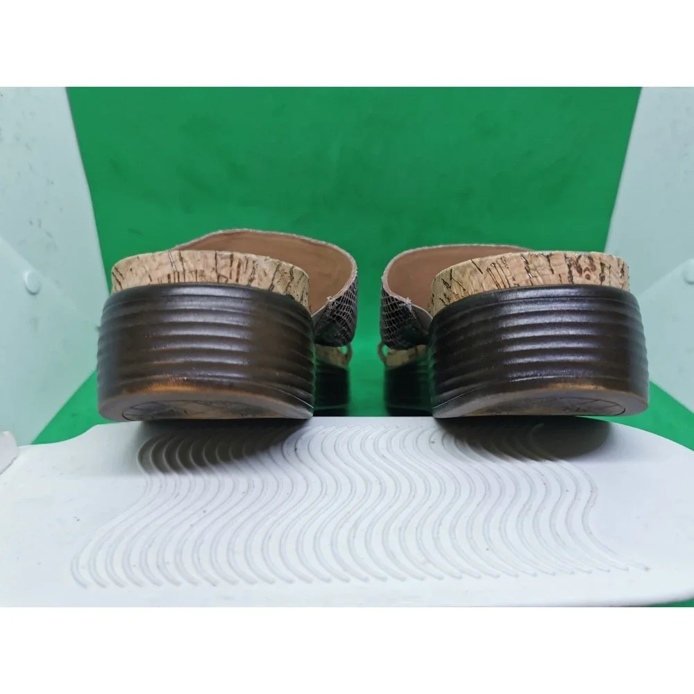 DONALD J PLINER Met Bronze Python FAINA Platform Cork Sandal Size 8.5 M